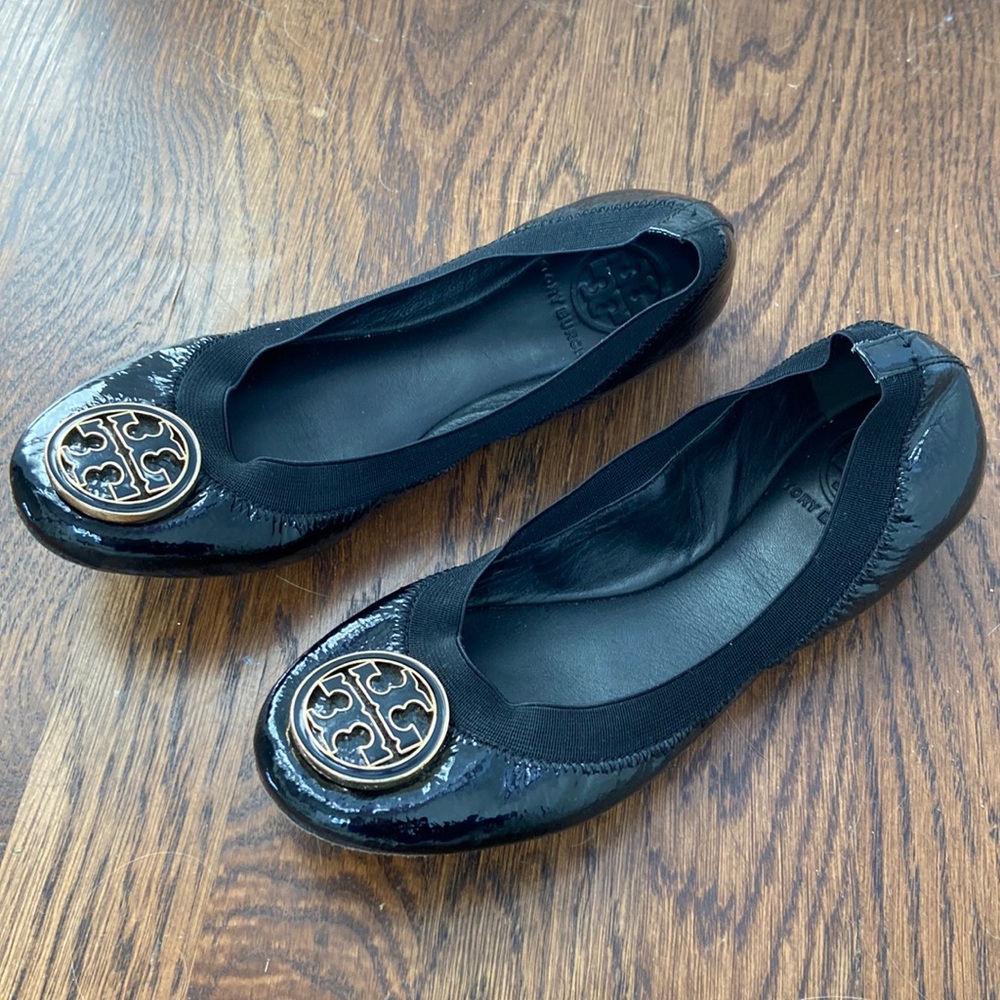 Tory Burch Caroline Flats Black Patent